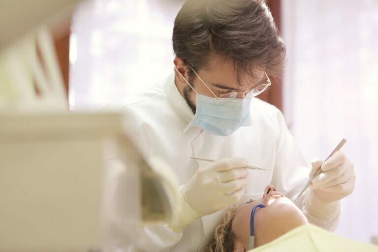 5 Things You Need To Know Before Considering a Dental Bridge